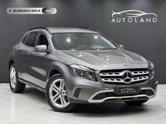 MERCEDES-BENZ GLA 200 1.6 CGI FLEX STYLE 7G-DCT